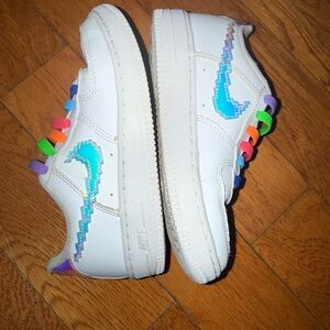 Kids Nike AF1 White Holographic Swoosh with Rainbow Silicone Laces (12C)